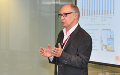 Kevin Ruck Presesnts