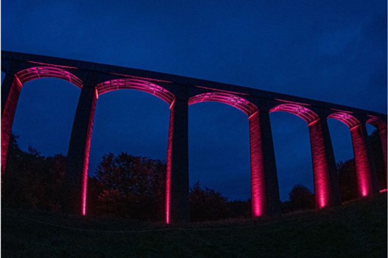 To celebrate the 10-year anniversary of #PontcysyllteAqueduct becoming a @unesco World Heritage Site, five structures along the Llangollen Canal will be lit up every day at 7.30-9.30pm until 27th October. @canalrivertrust
