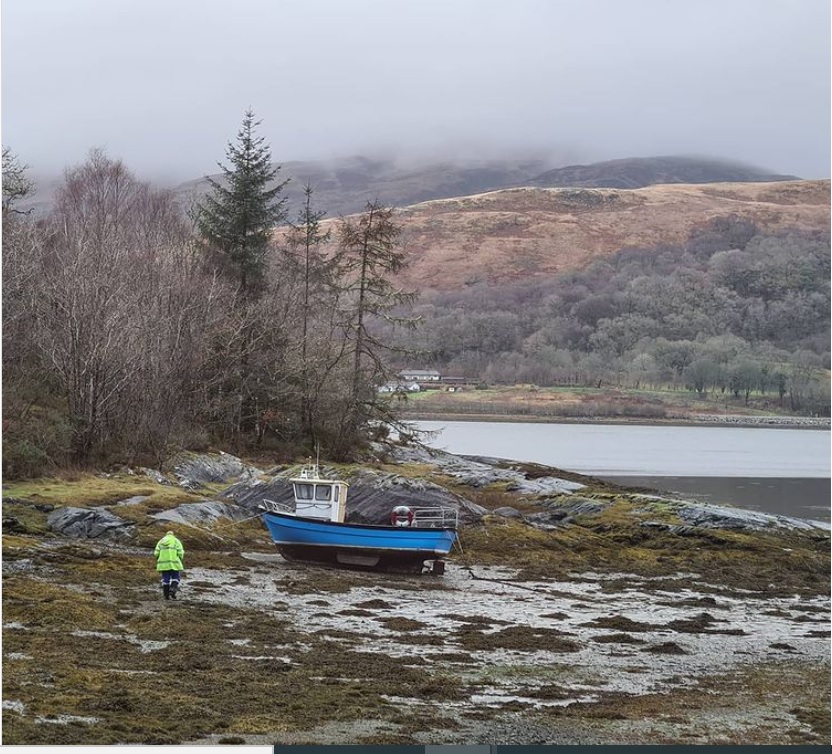  I've seen this fishing boat many times driving to Oban and always thought it would make a good picture but wizz past too fast to stop. The one time I stop the fisherman turns up!
@darylwillcox on Instagram