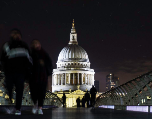 Millennium Bridge by Marcel Klebba (@marcelkl on Instagram)