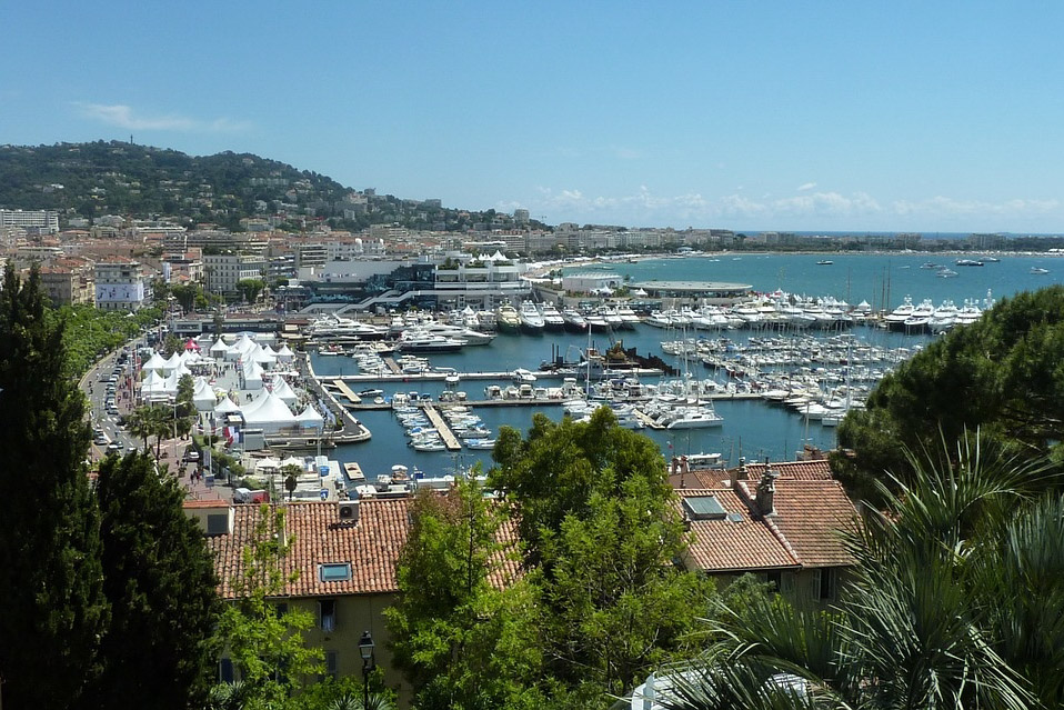 Cannes: Image by Hermann Traub from Pixabay 